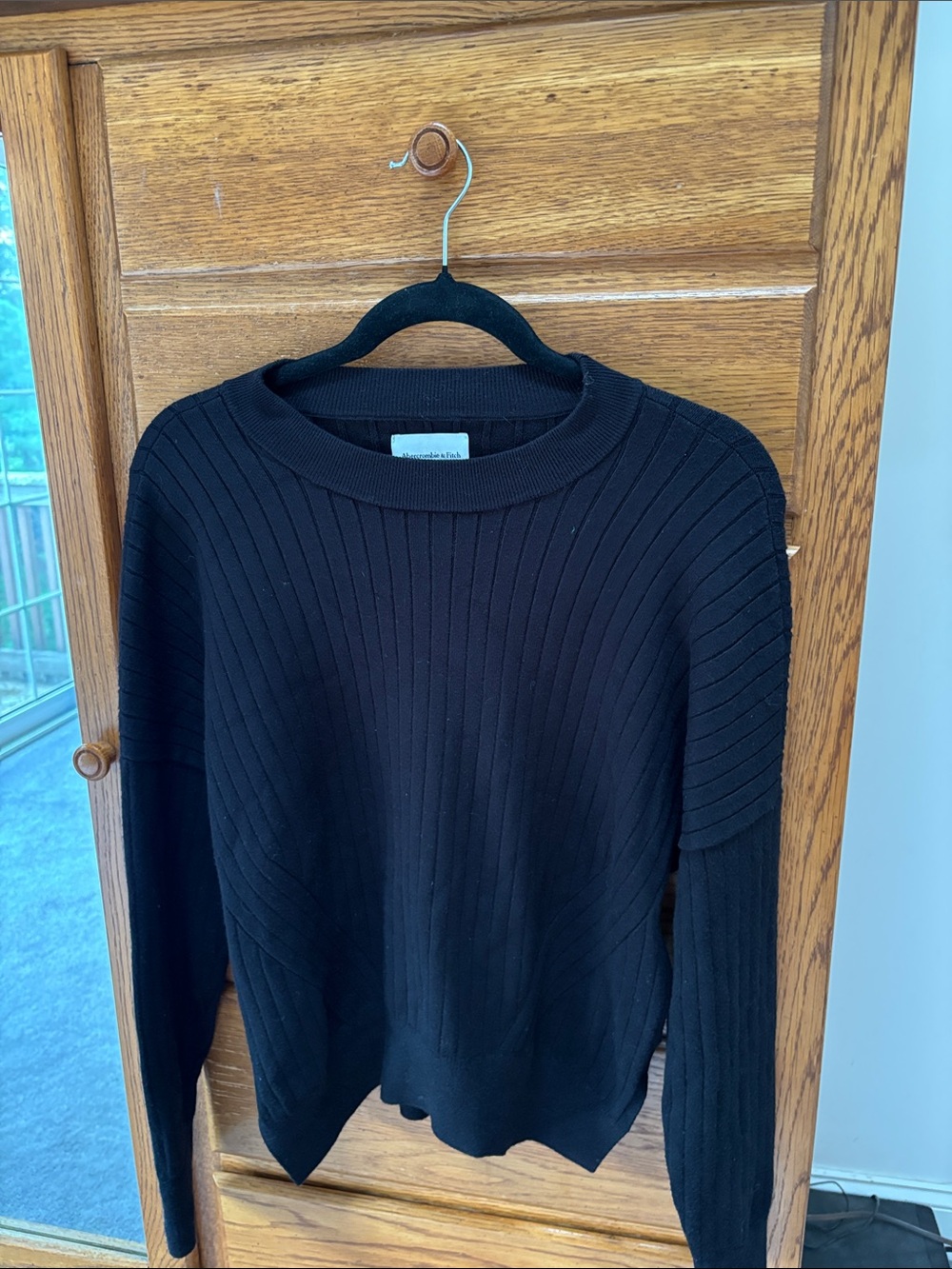 Abercrombie & Fitch Black Ribbed Crewneck Sweater